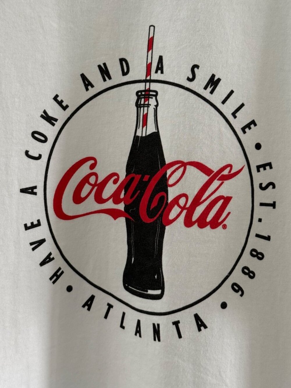 Coca-Cola White T-Shirt With "Have A Coke And A Smile" Graphic Bottle Logo XL 10 - Picture 4 of 4